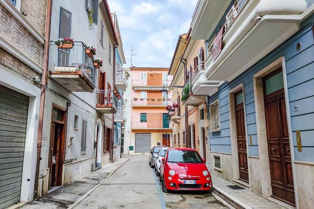Moderno E Accogliente Bilocale Pascoli San Benedetto del Tronto Exterior photo